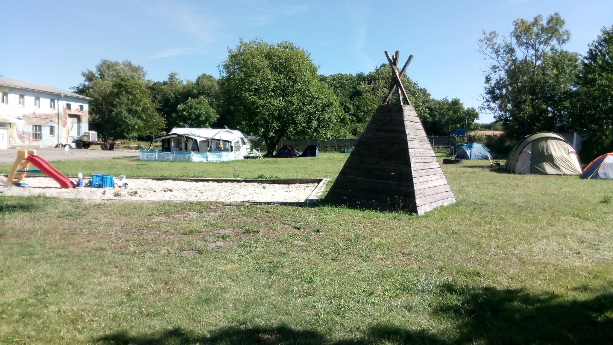 Camping Wohnmobilstellplatz Landgut Dargast G Nstige Unterkunft